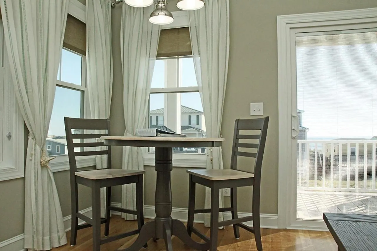 Holiday home Porpoise Driven Life By Oak Island