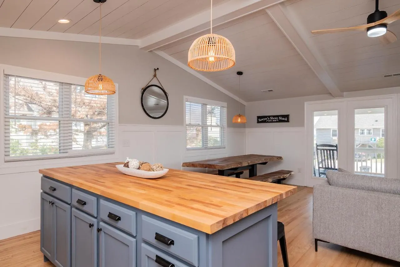 Sawyers Shore Shack By Oak Island
