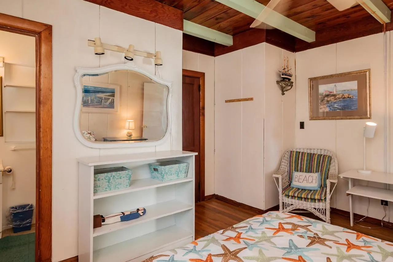 Holiday home Sea Sage By Oak Island