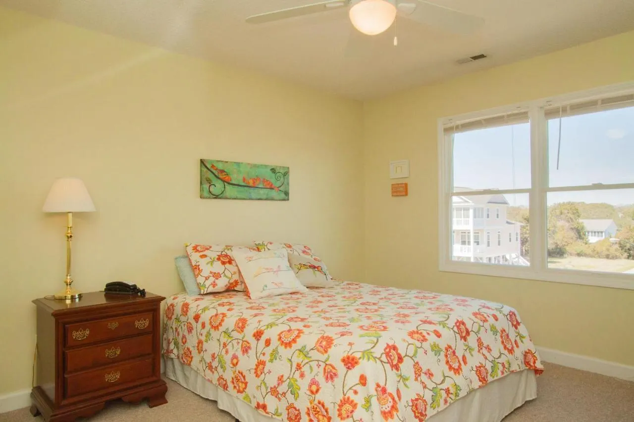 Holiday home Southern Horizons By Oak Island