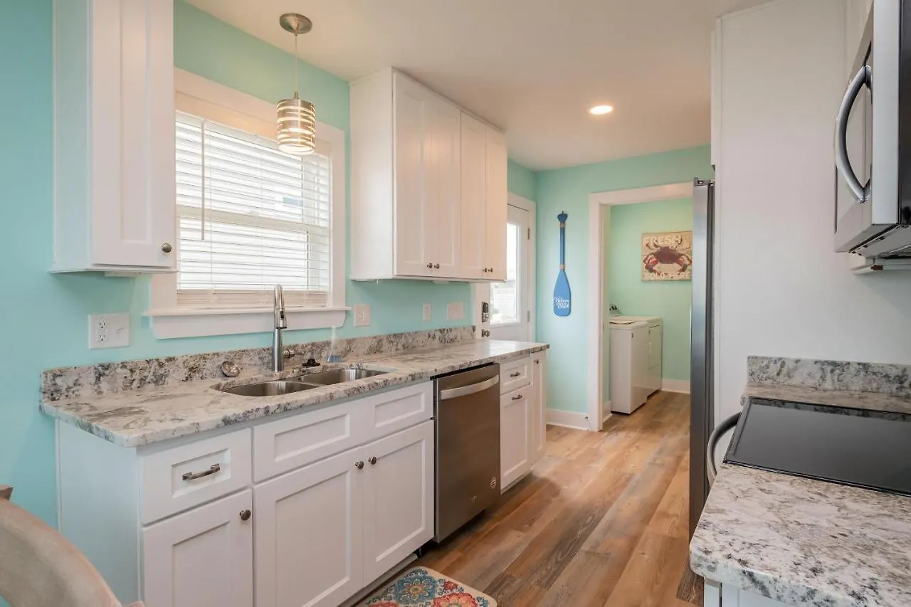 Southern Seabreeze By Holiday home Oak Island