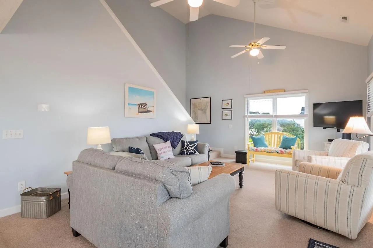 Holiday home Southern Horizons By Oak Island