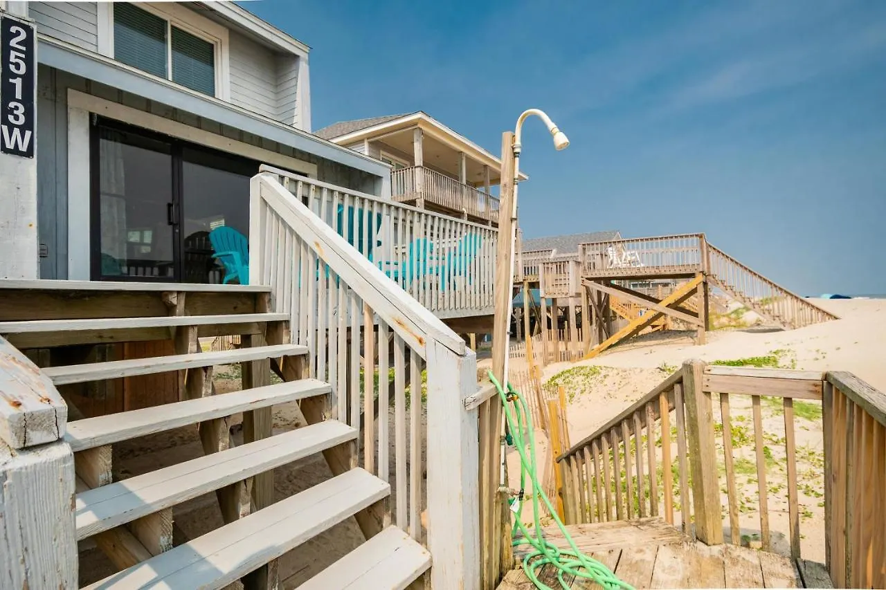 Boardwalk By Holiday home