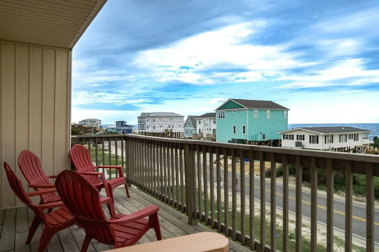 Beachypeachykeen By Holiday home Oak Island