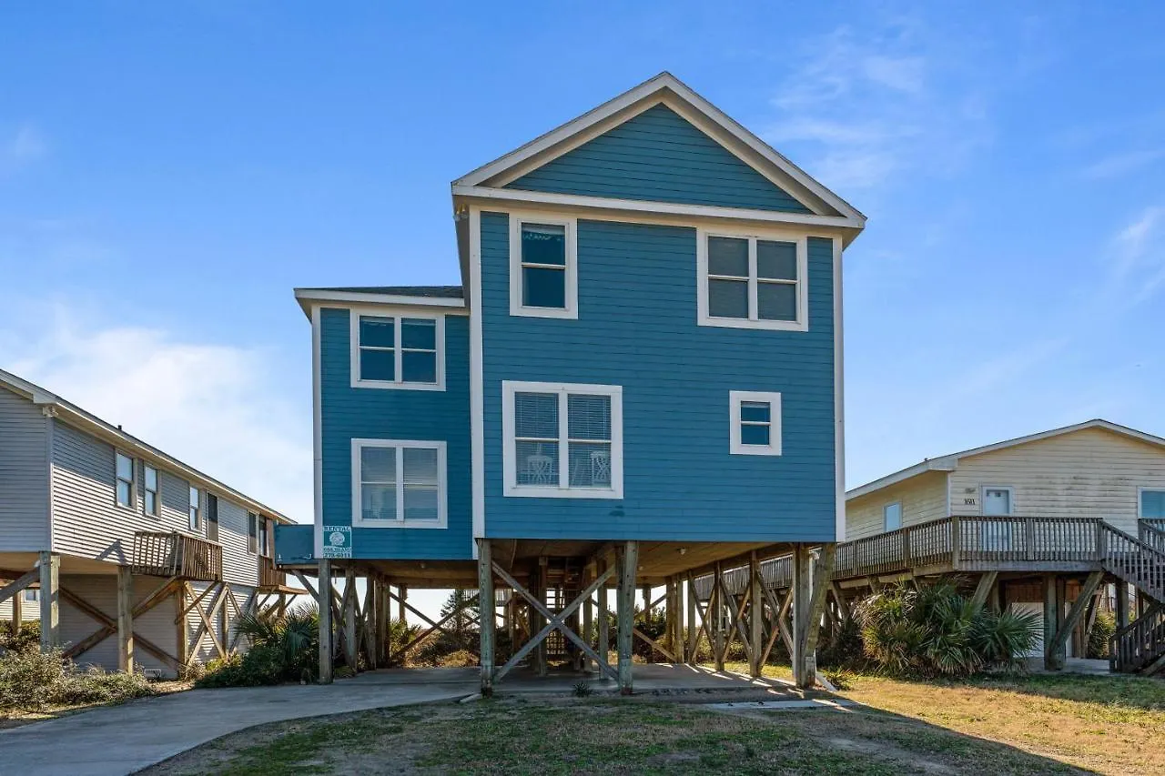 Holiday home Surf Watch By