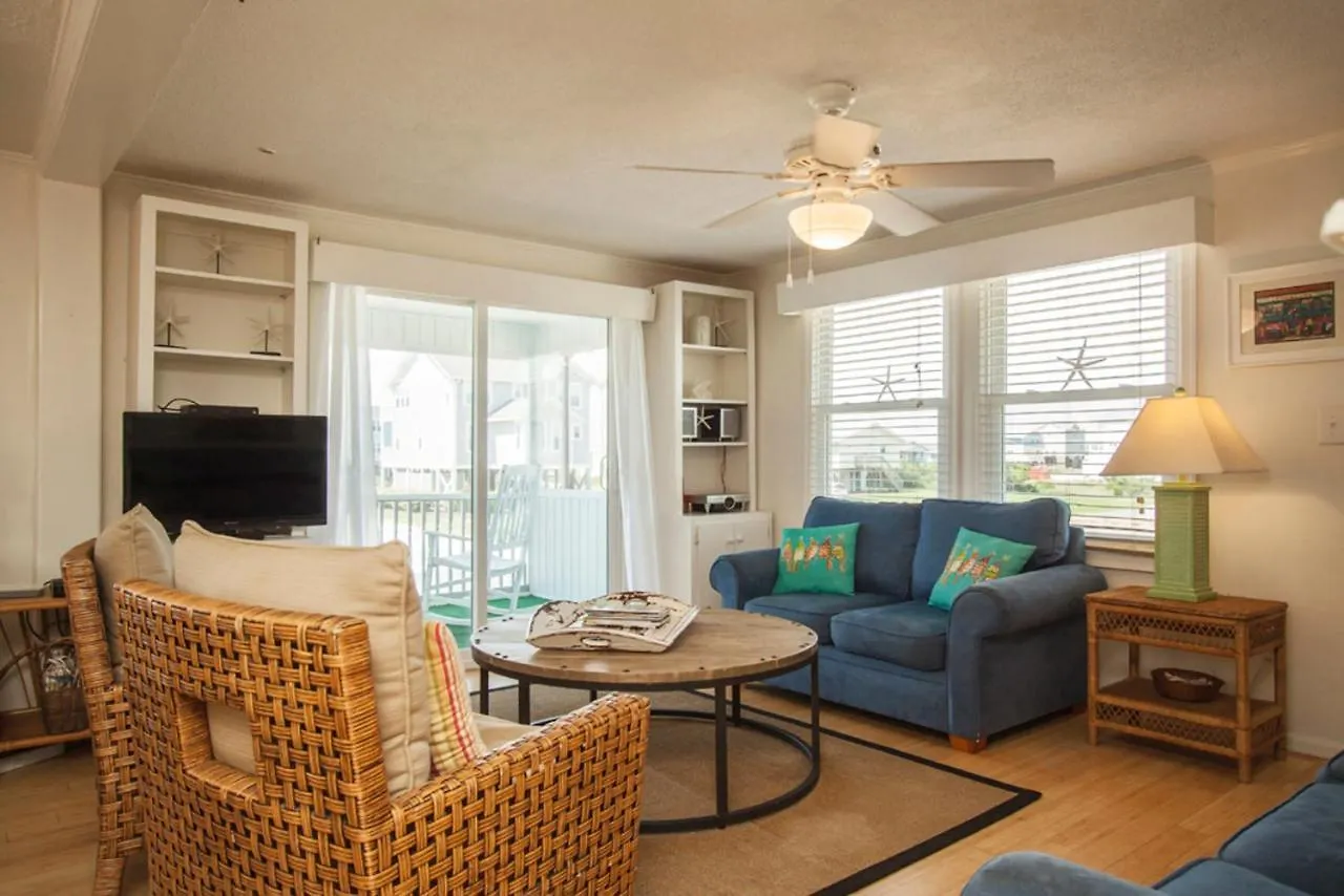 Holiday home Sunkissed 2 By
