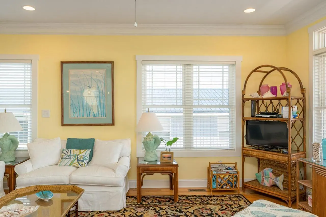 Holiday home Change Of Pace By Oak Island