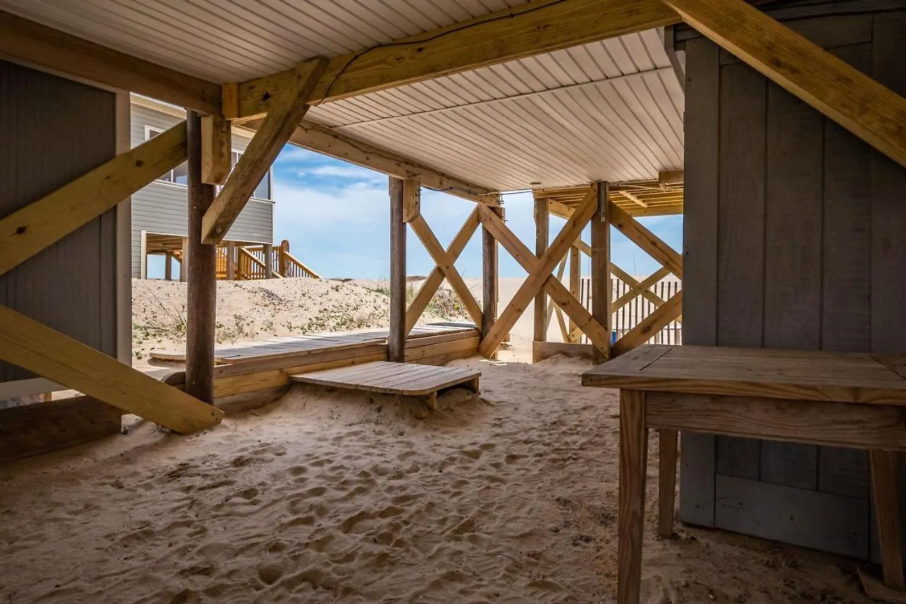 Brig-a-dune By *