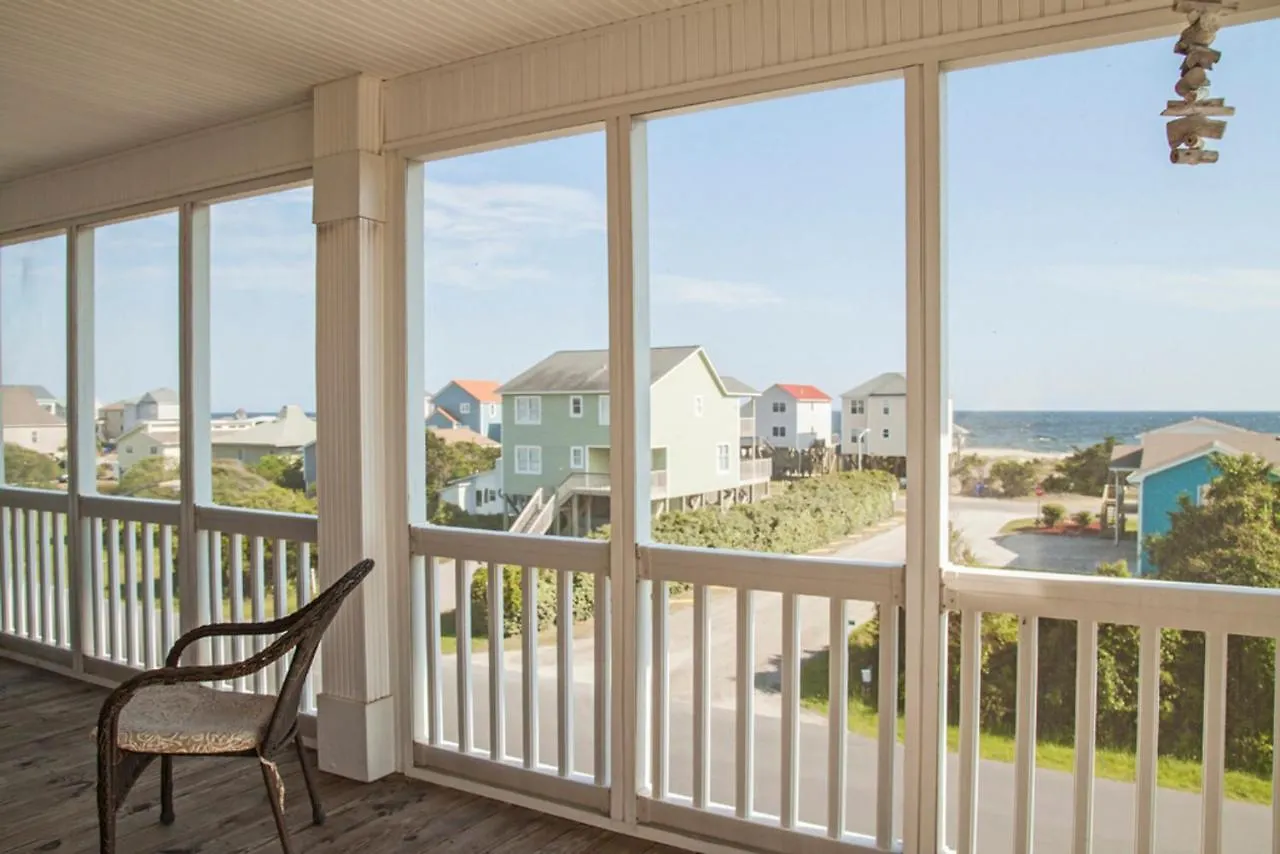 Kathy's Dream By Holiday home Oak Island