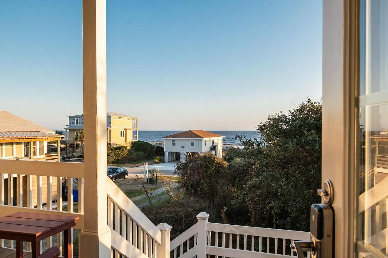 Cox Landing By Holiday home