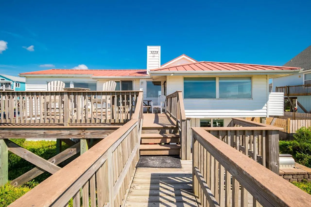 Holiday home Daze At Sea By