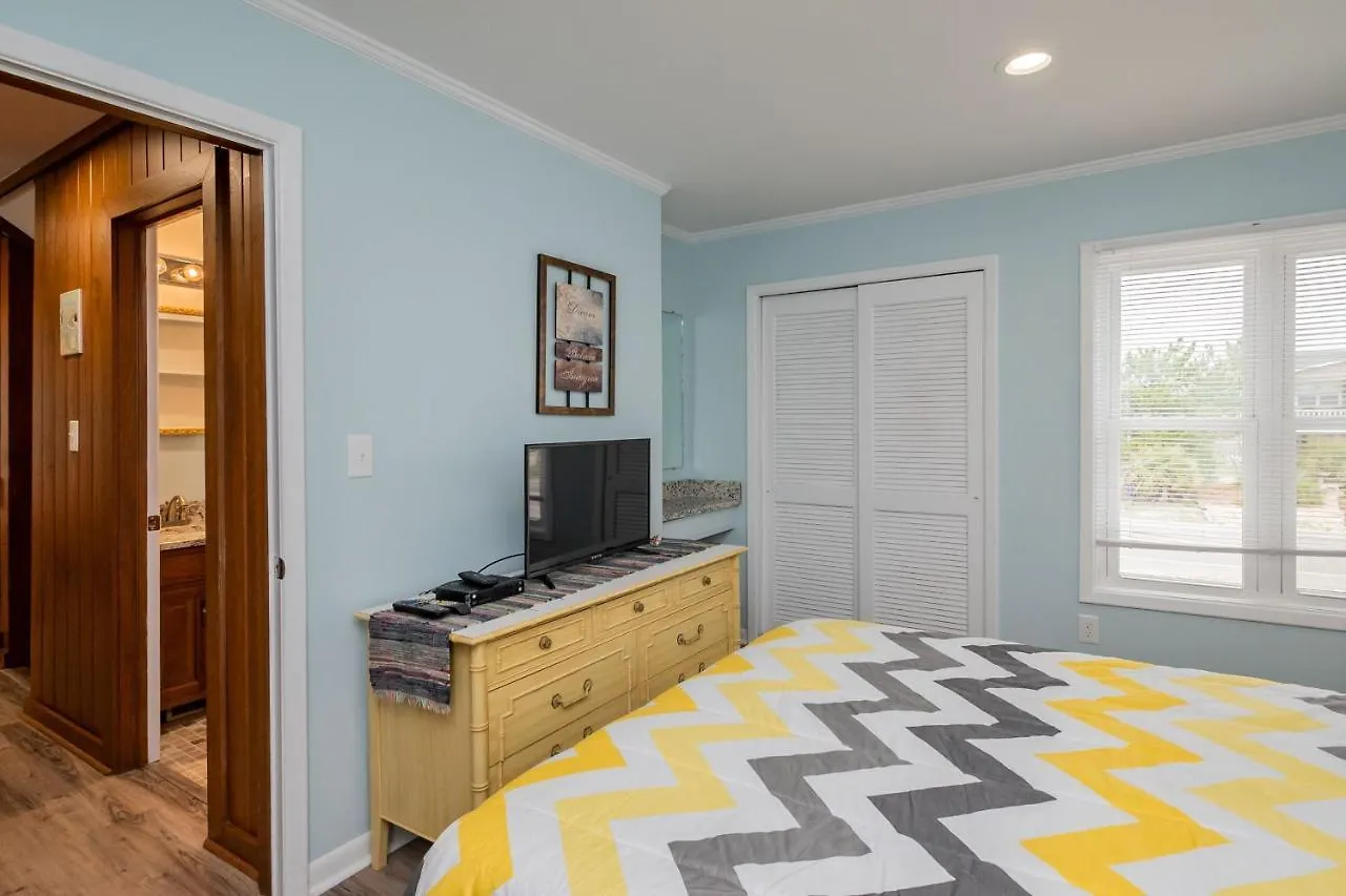 Holiday home Double T By The Sea By Oak Island
