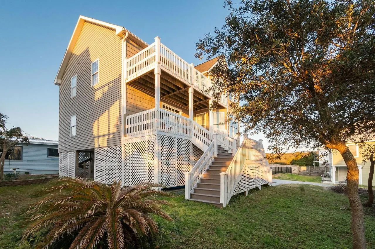 Cox Landing By Holiday home