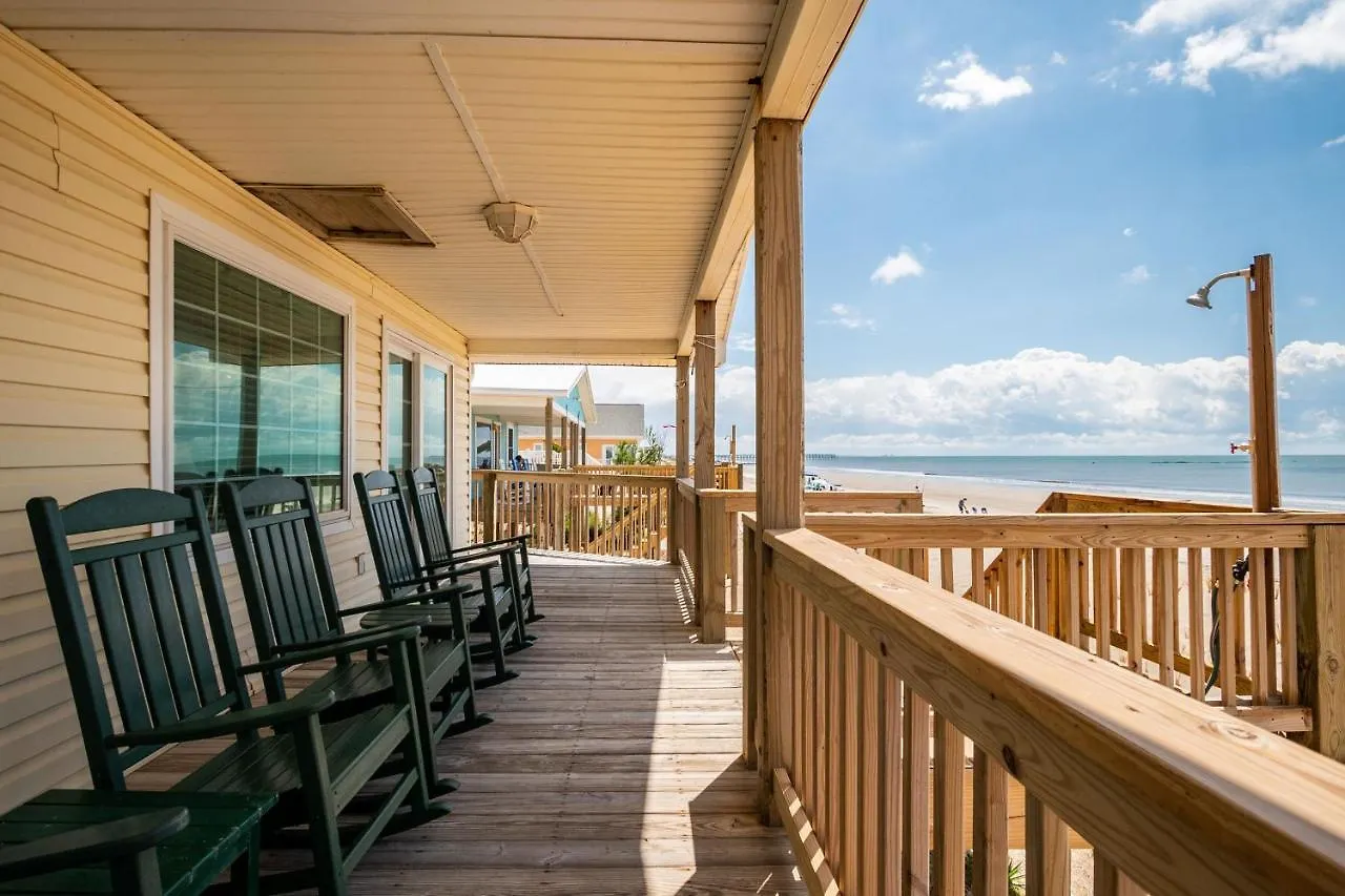 Dip By Holiday home Oak Island
