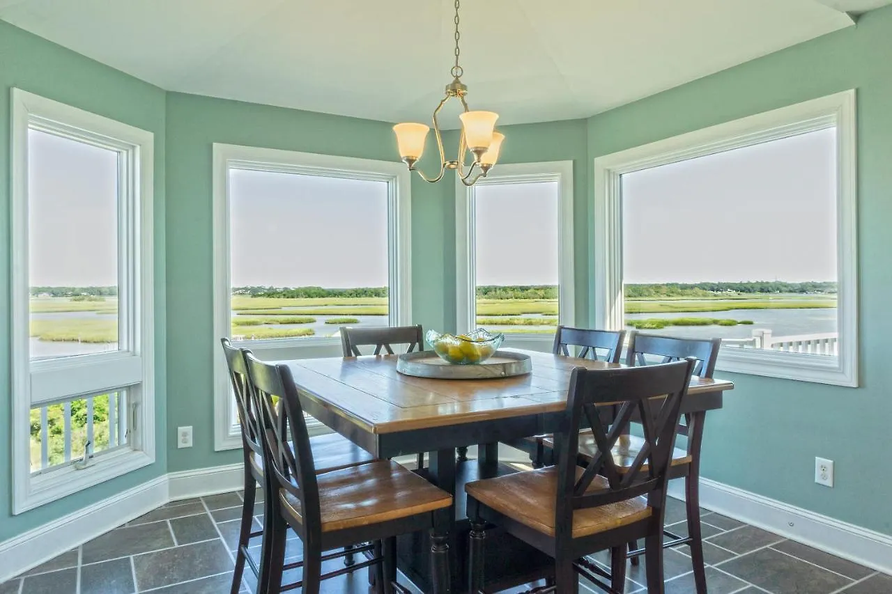 Holiday home Pier Pleasure By Oak Island
