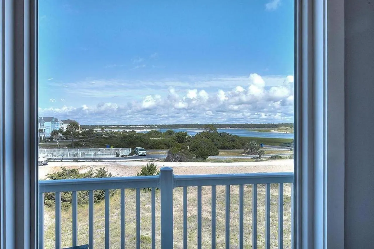 Gratitude Oak Island