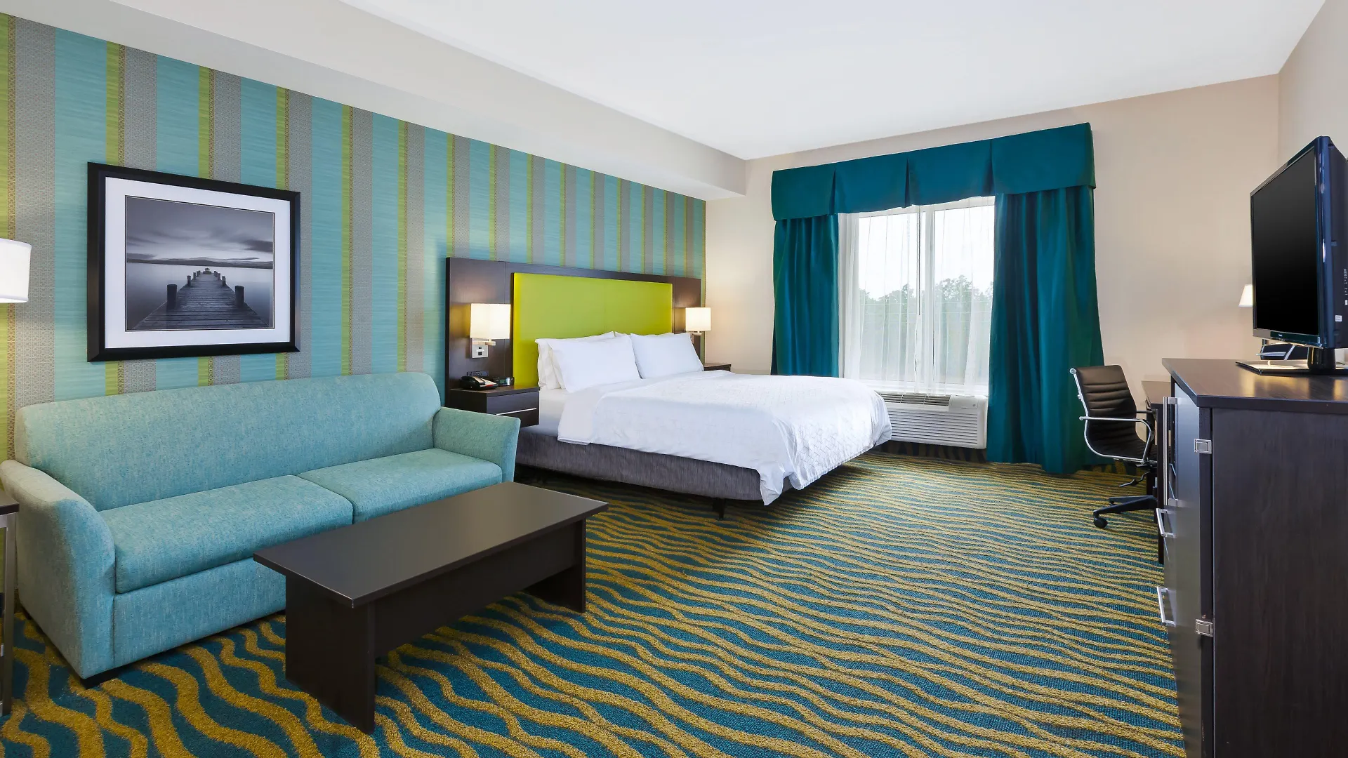 Express & Southport - Area By Ihg Hotel Oak Island