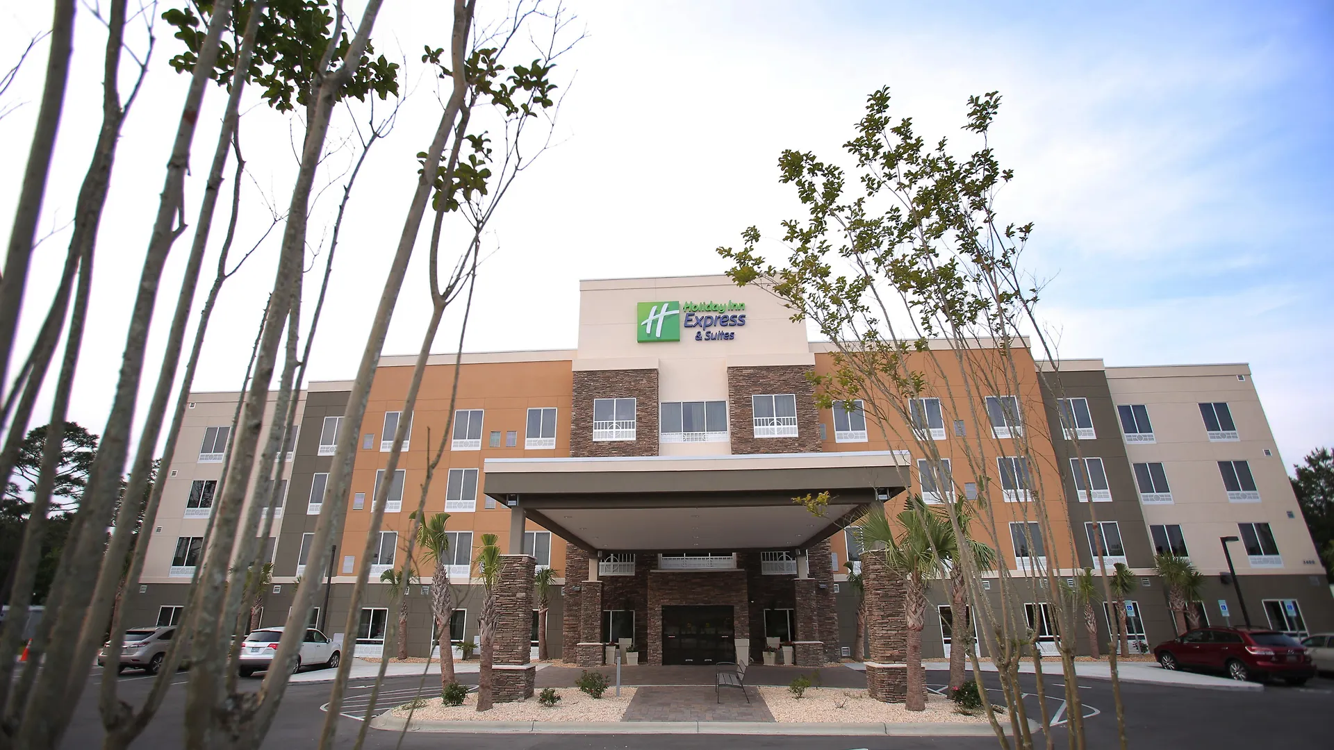 Hotel Express & Southport - Area By Ihg 2*
