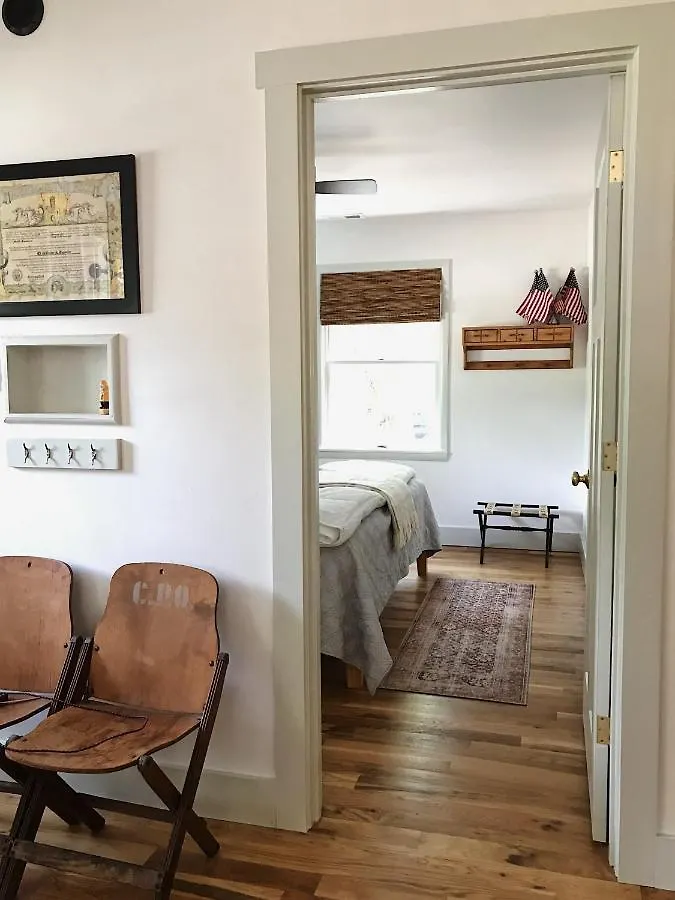 By The Sea: Pagnotto Shellback House Holiday home Oak Island