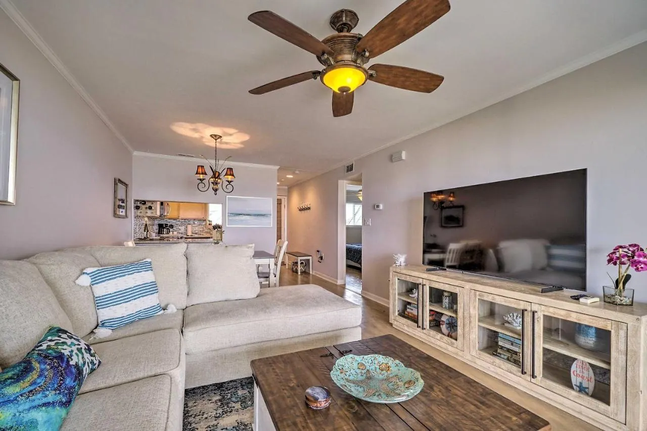 Beachfront With Unobstructed Ocean Views! Apartment *