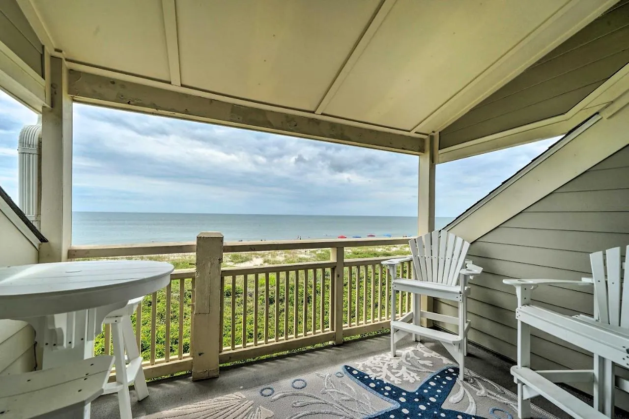 Beachfront With Unobstructed Ocean Views! Apartment *