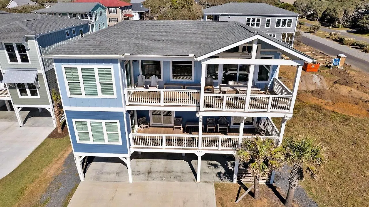 A Perfect Landing * Oak Island
