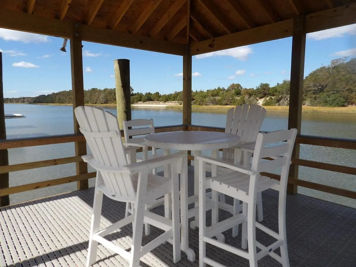 108 W Yacht Drive * Oak Island