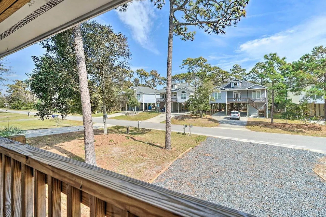 Duplex Unit Less Than 2 Mi To Fishing And Access Oak Island