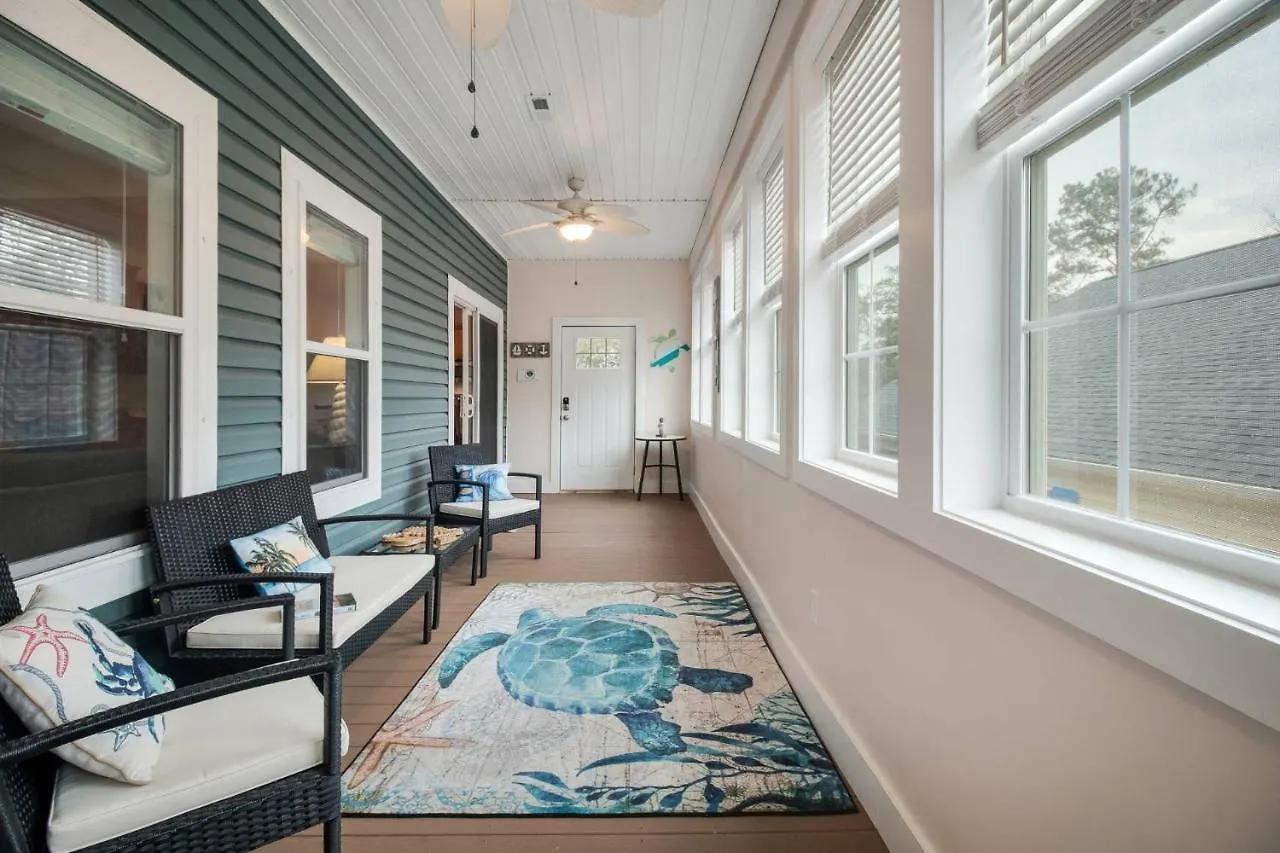 Southern Seaclusion * Oak Island