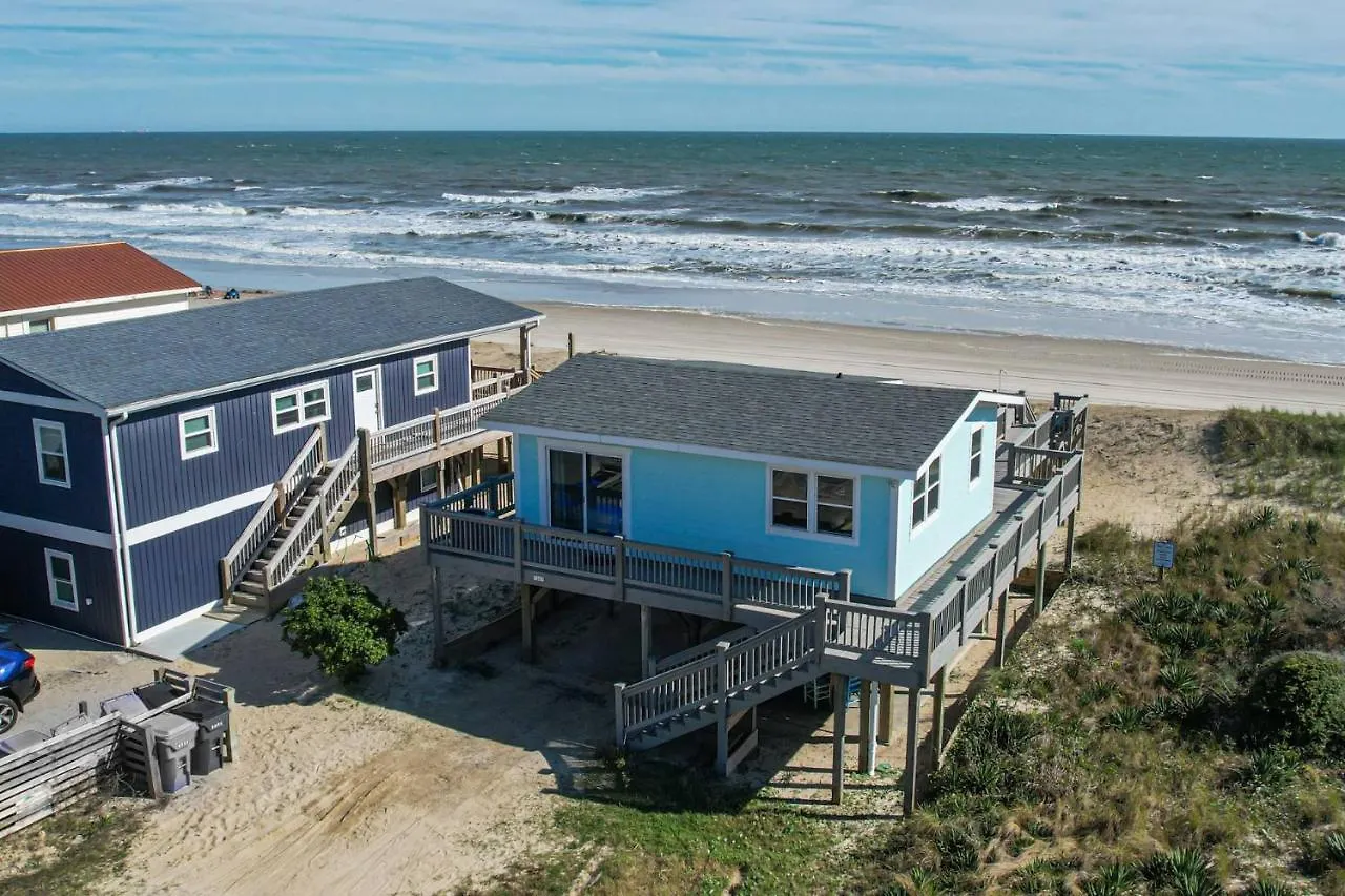 Small Pleasures Holiday home *