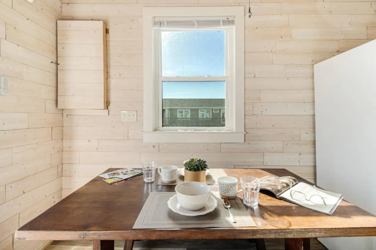 Holiday home Small Pleasures Oak Island