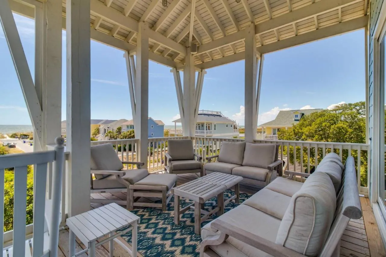 Holiday home Naut A Bad Gig Oak Island