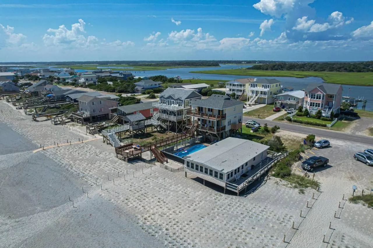 Barefootin * Oak Island