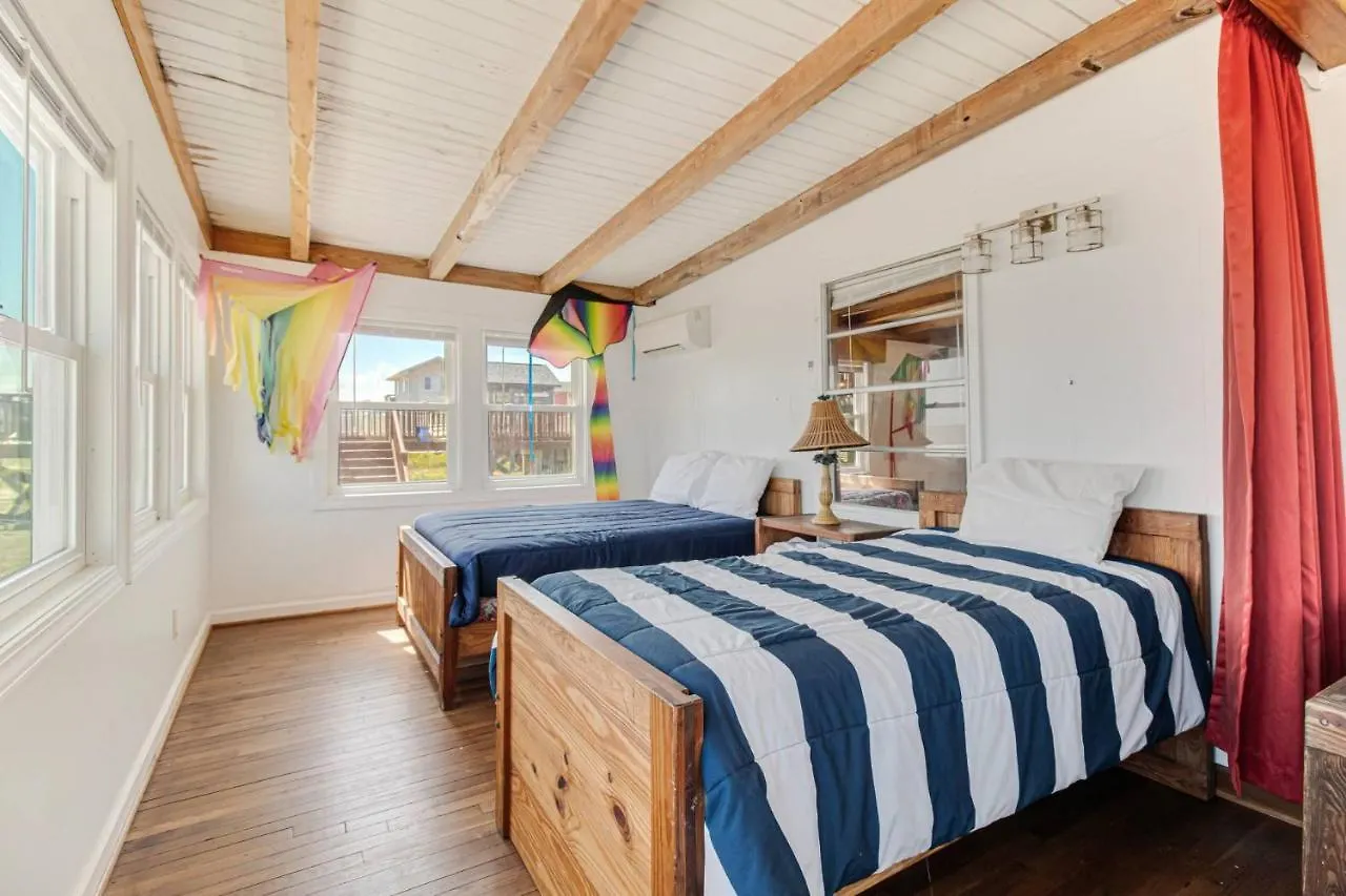 Barefootin Holiday home *
