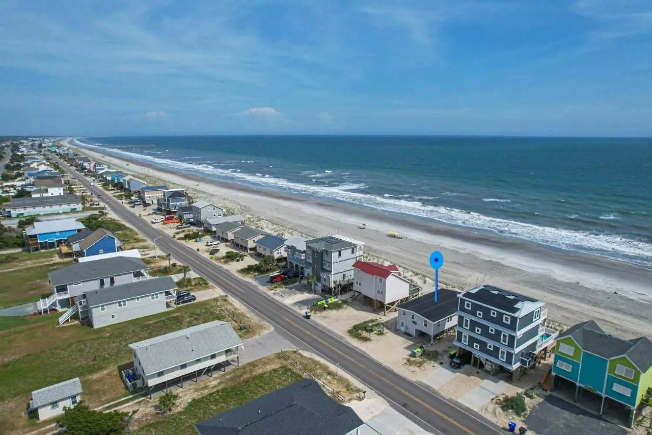 Somewhere On A Holiday home Oak Island
