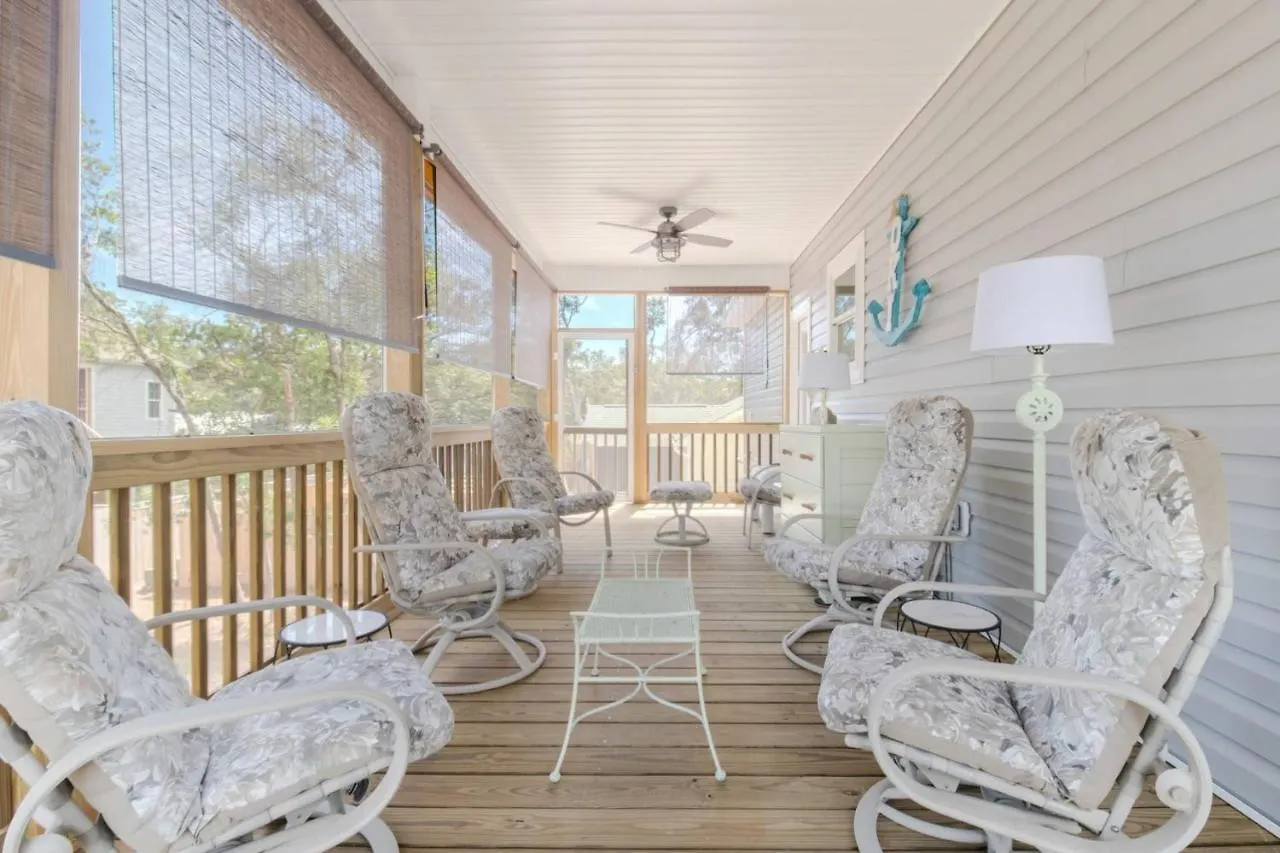 Sunshine And Wine * Oak Island