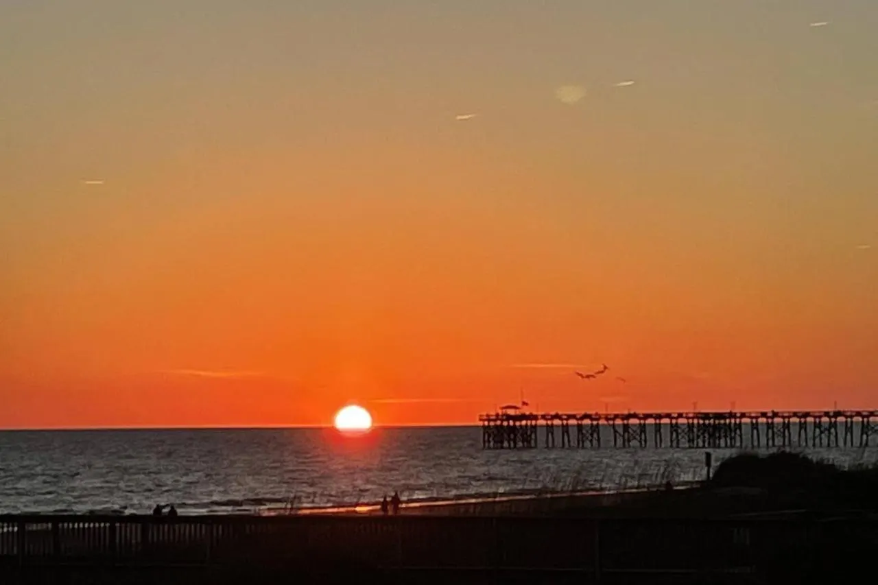 Sunset Reset Oak Island