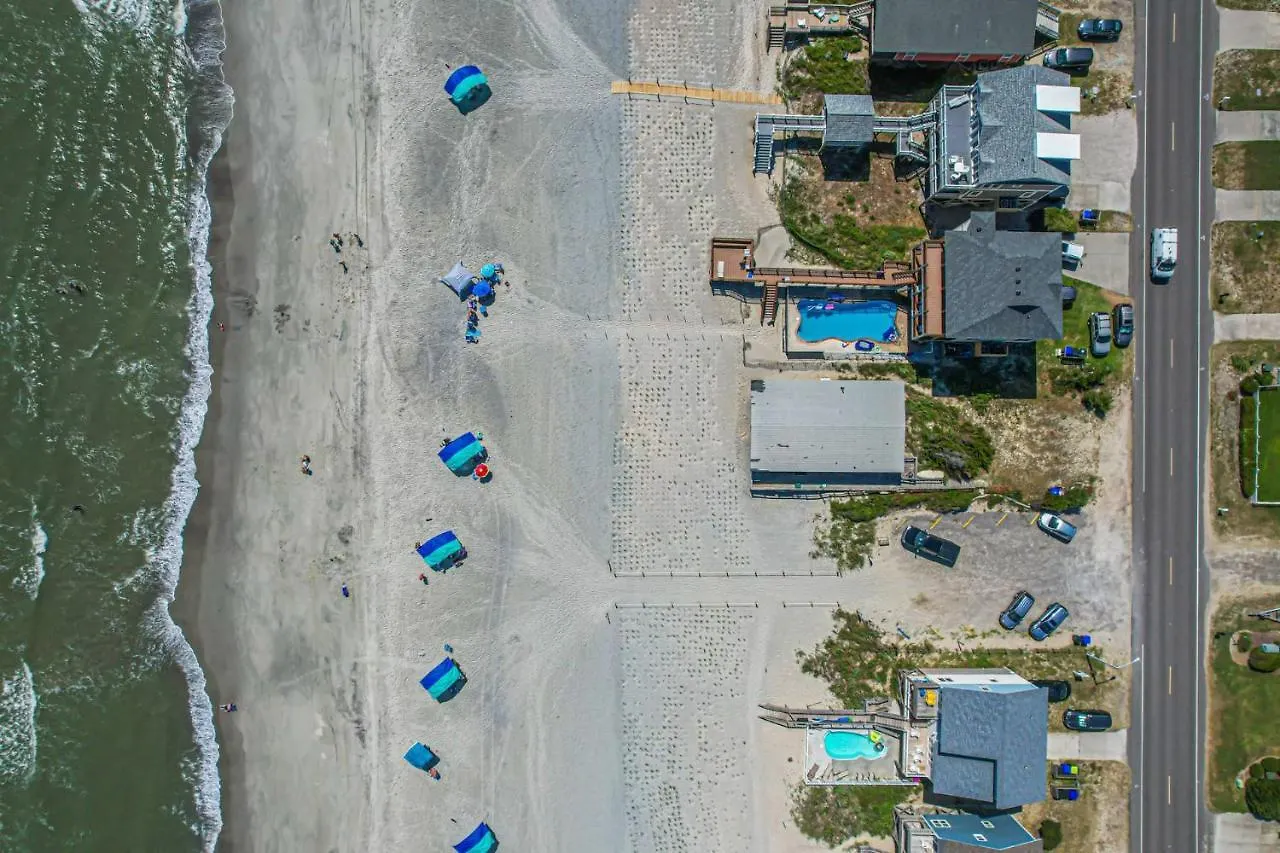 Barefootin Holiday home Oak Island