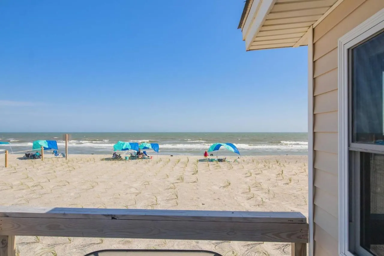 Holiday home Barefootin Oak Island