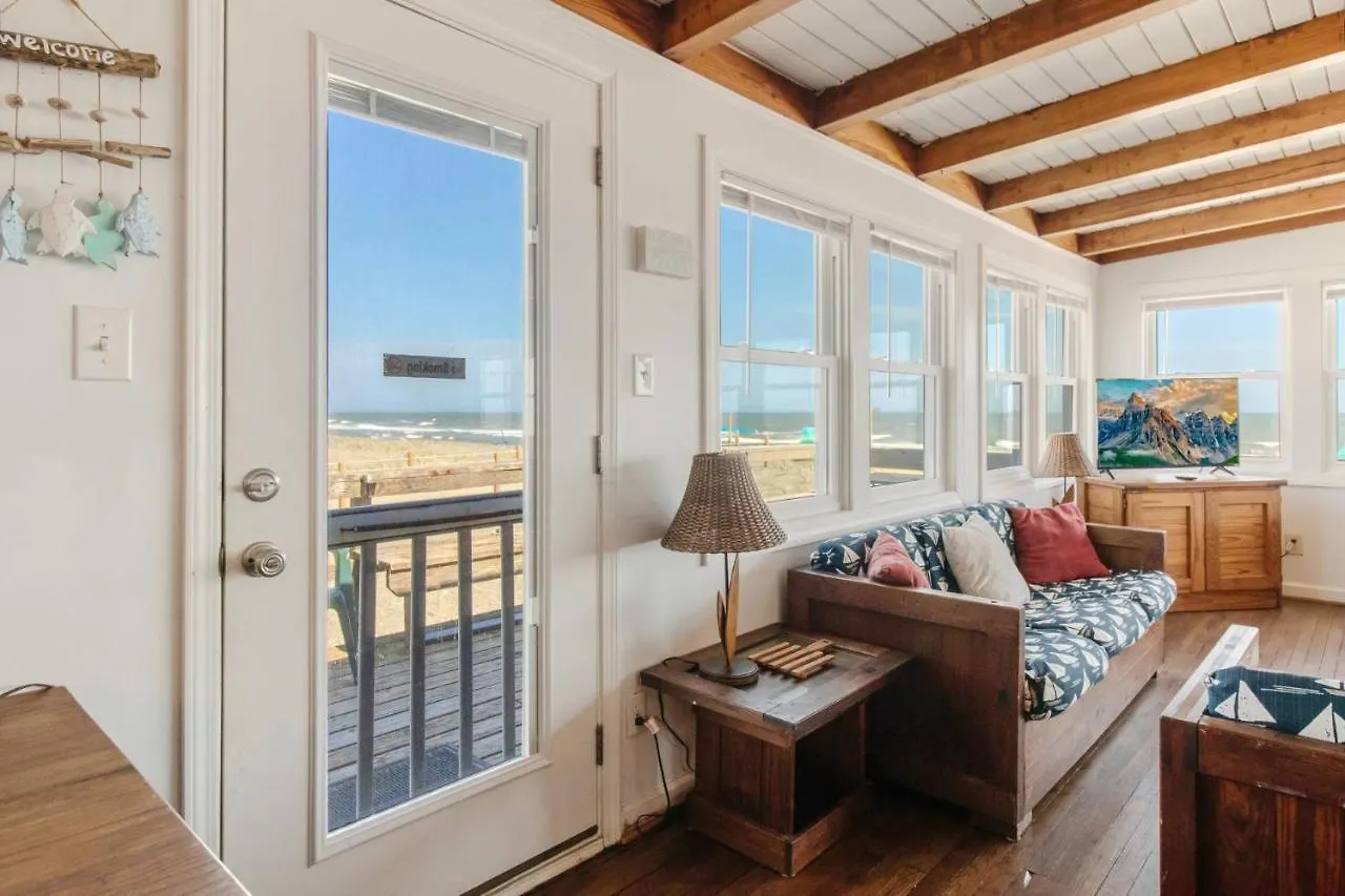 Barefootin Holiday home *