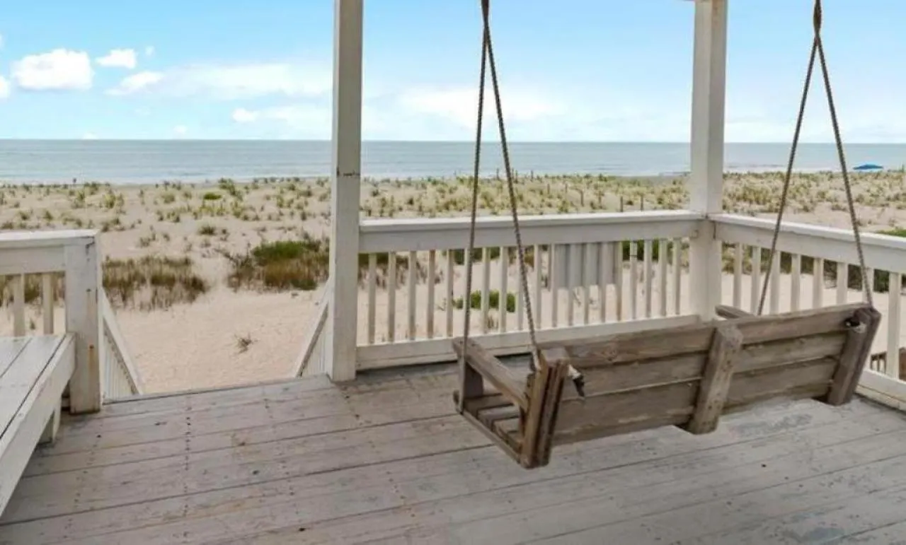 Pier Pressure Holiday home