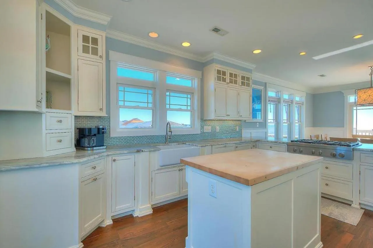 All Inn Oak Island