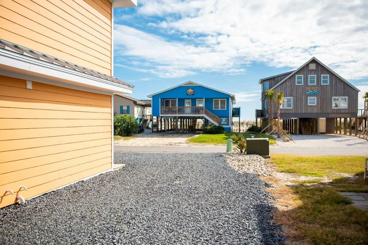 Coastal Whole House * Oak Island