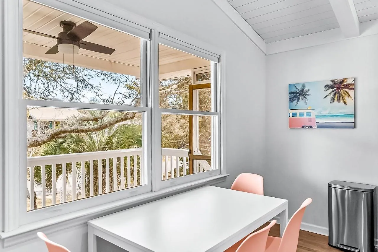Golden Oasis Holiday home Oak Island