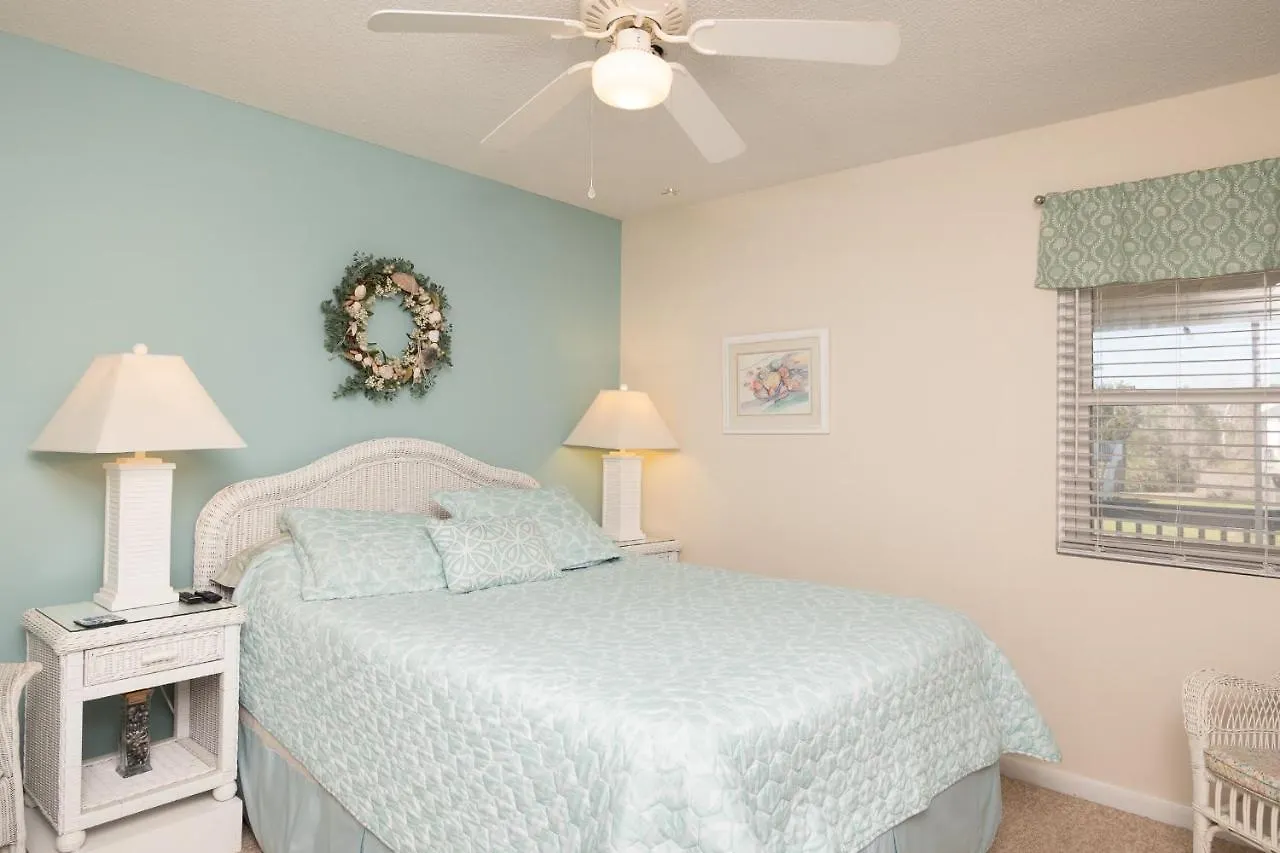 Not By Holiday home Oak Island