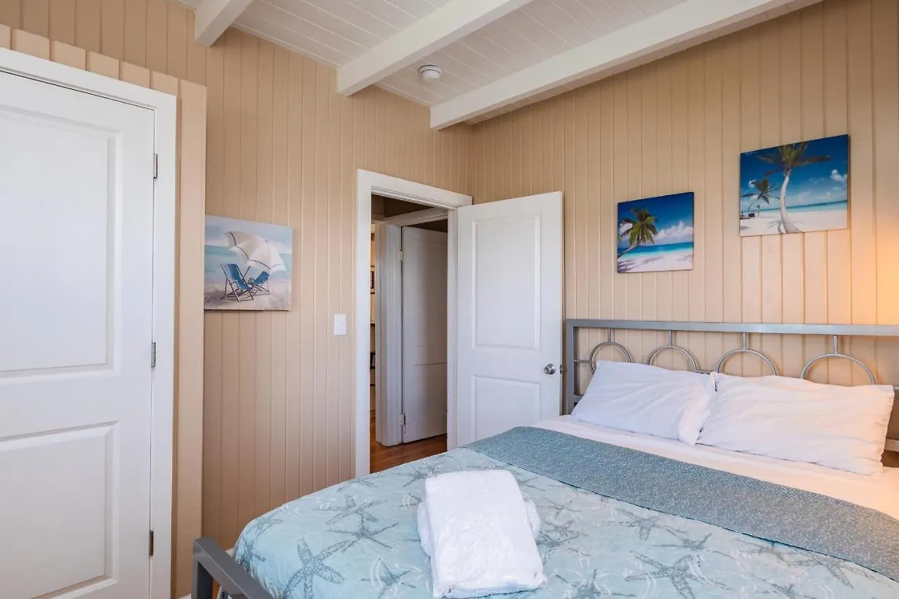 Holiday home Coastal Breeze By Oak Island
