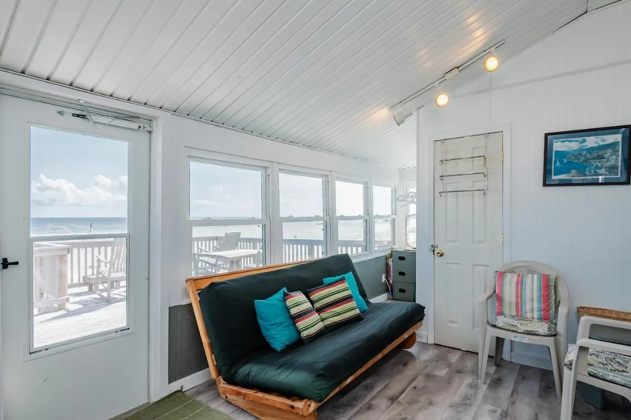 Holiday home Beside The Sea By