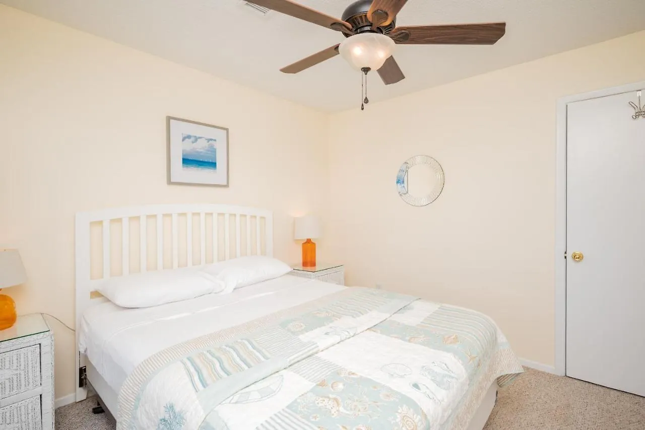 10 Conch Too By * Oak Island