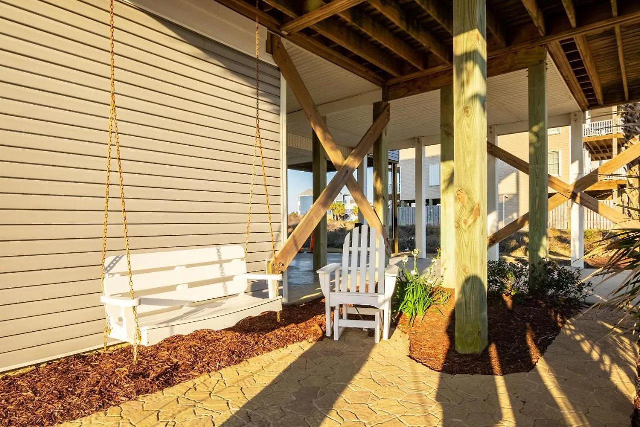 Angel's Rest By Holiday home Oak Island