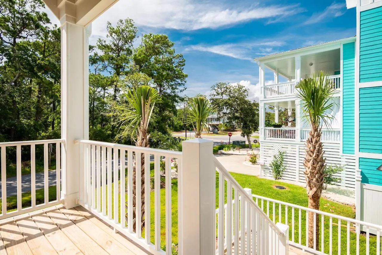 Holiday home Paradise Pointe By